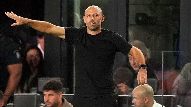 Mascherano, sobre Messi: Poder llegar a los 900 goles es una locura