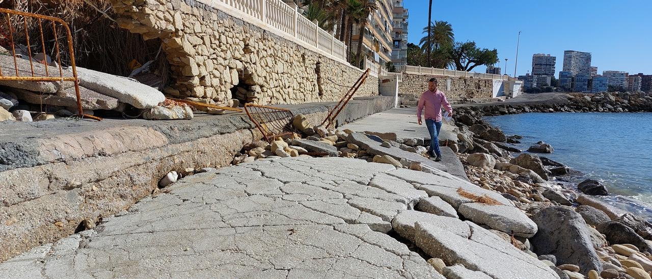 Compromís denuncia el abandono de este tramo de costa alicantina.