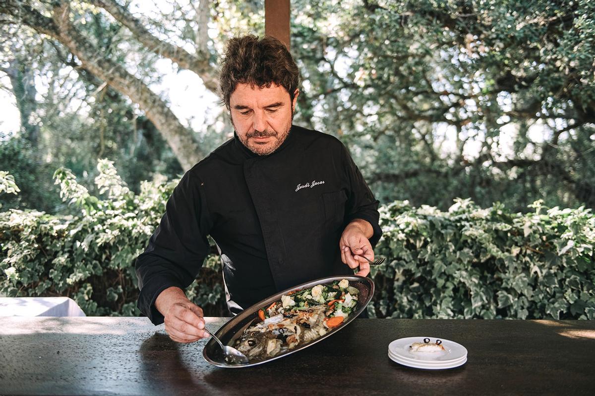 Jordi Jacas amb un arròs.