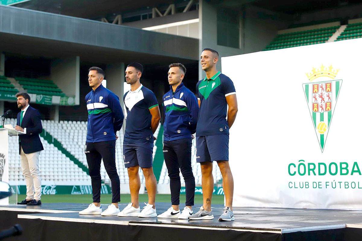 Las nuevas camisetas del Córdoba CF para su estreno en Primera Federación