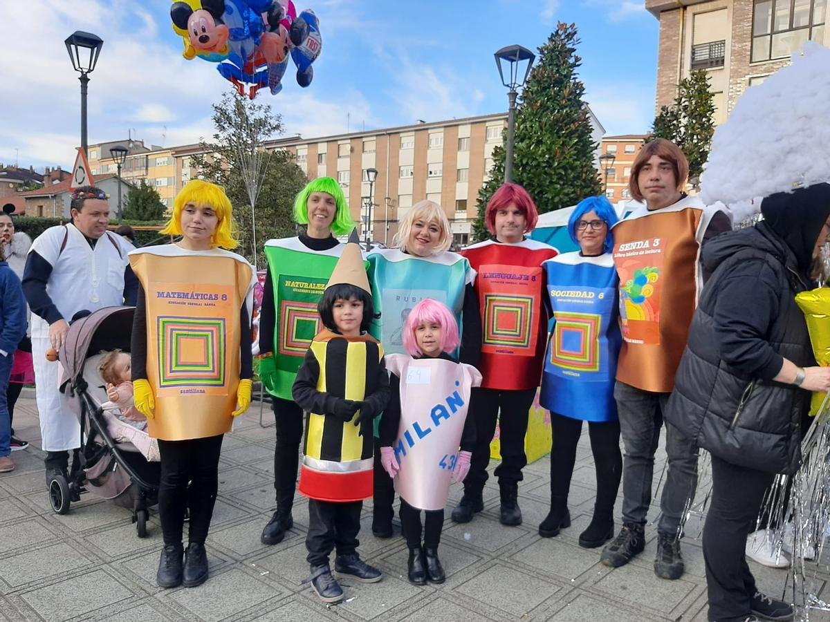 Llanera festeja un Antroxu infantil de récord Llanera festeja un Antroxu infantil de récord