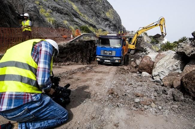 VISITA OBRAS REPARACION CARRETERA AGAETE LA ALDEA