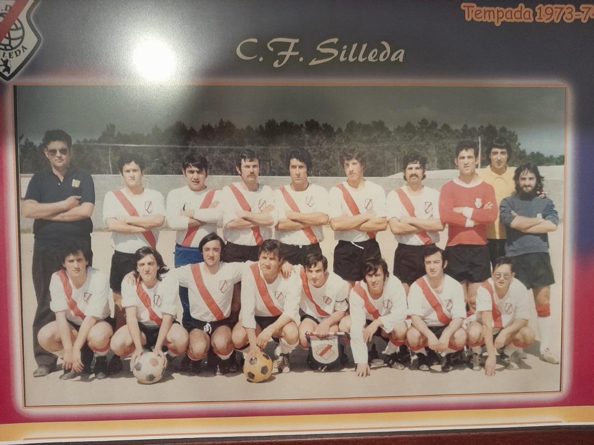 FOTOS DE JÓVENES DE SILLEDA NACIDOS EN LA DÉCADA DE 1950 CLUB DE FÚTBOL