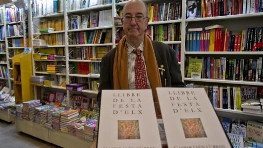 Gaspar Jaén presenta su  libro sobre La Festa