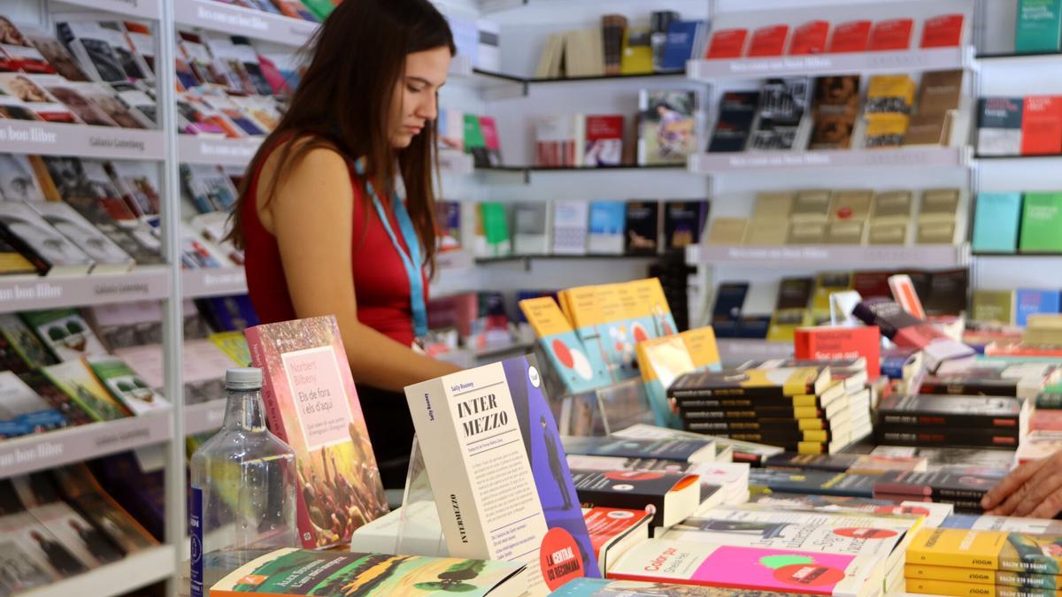 La Setmana del Llibre en Català, en el Passeig Lluís Companys de Barcelona
