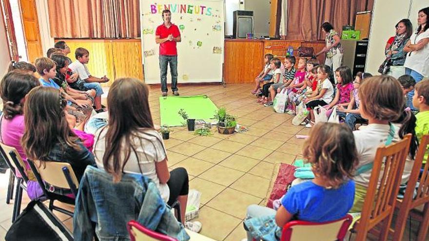 Los escolares en la Casa de Cultura