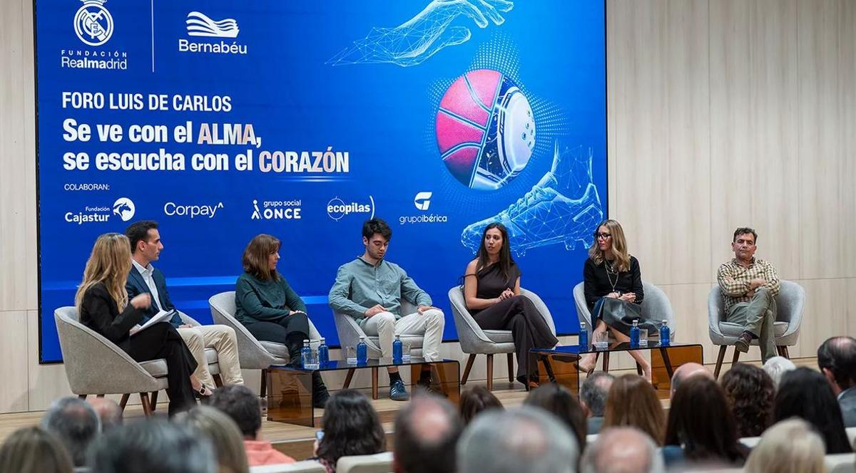Intante del último Foro Luis de Carlos celebrado en el Bernabéu.