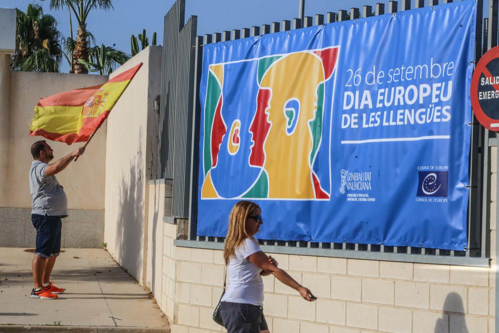 La Ciudad Deportiva de Torrevieja ha acogido los actos en torno al Día Europeo de las Lenguas organizado por la Conselleria de Educación