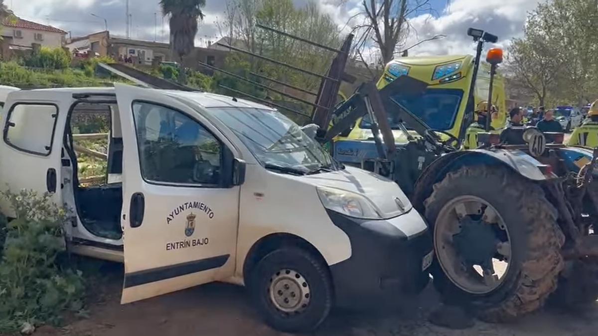 Los vehículos accidentados.