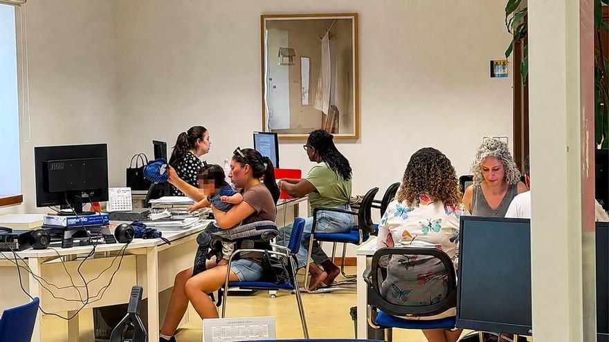 Ourense cierra un dispositivo de apoyo a la regularización de migrantes que atendió a 200 personas