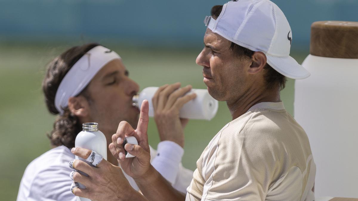 Entrenamiento de Rafa Nadal en Mallorca este viernes antes de decidir si acude a Wimbledon