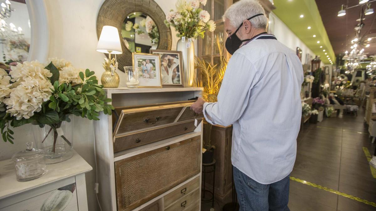 Funcionalidad. Los compradores buscan muebles funcionales, como, por ejemplo, zapateros con apariencia de cómodas para dejar el calzado en la entrada de la vivienda.