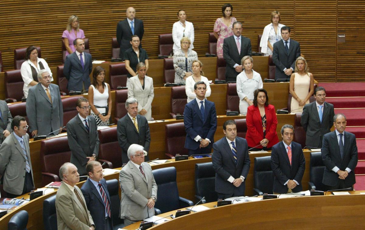 Ponencia de la comisión de investigación del accidente de metro, en agosto de 2006.
