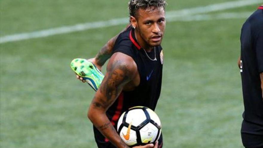 El Barça denunciará al PSG si paga la cláusula de Neymar