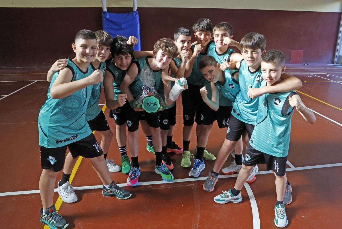 Beltrán, con sus compañeros.