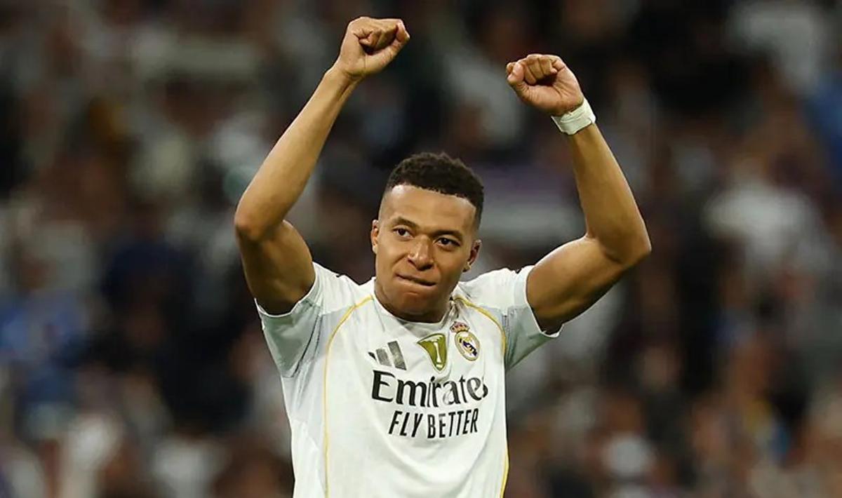 Kylian Mbappé celebra un gol con el Real Madrid esta temporada.