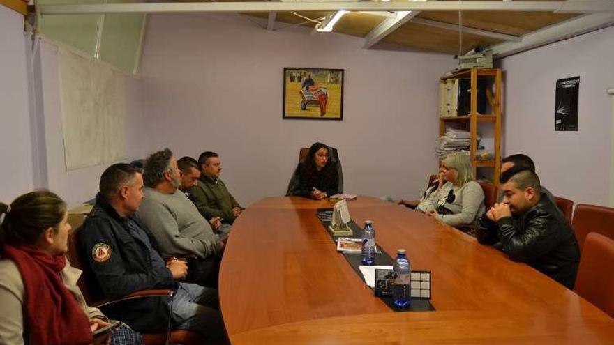 La reunión celebrada esta semana en el Concello. // G.Núñez