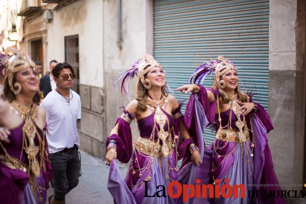 Procesión Desfile día 3 de Mayo en Caravaca