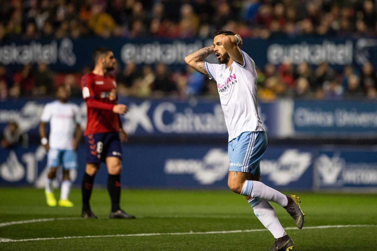 El delantero se lamenta en un partido del equipo zaragocista en la 18-19.