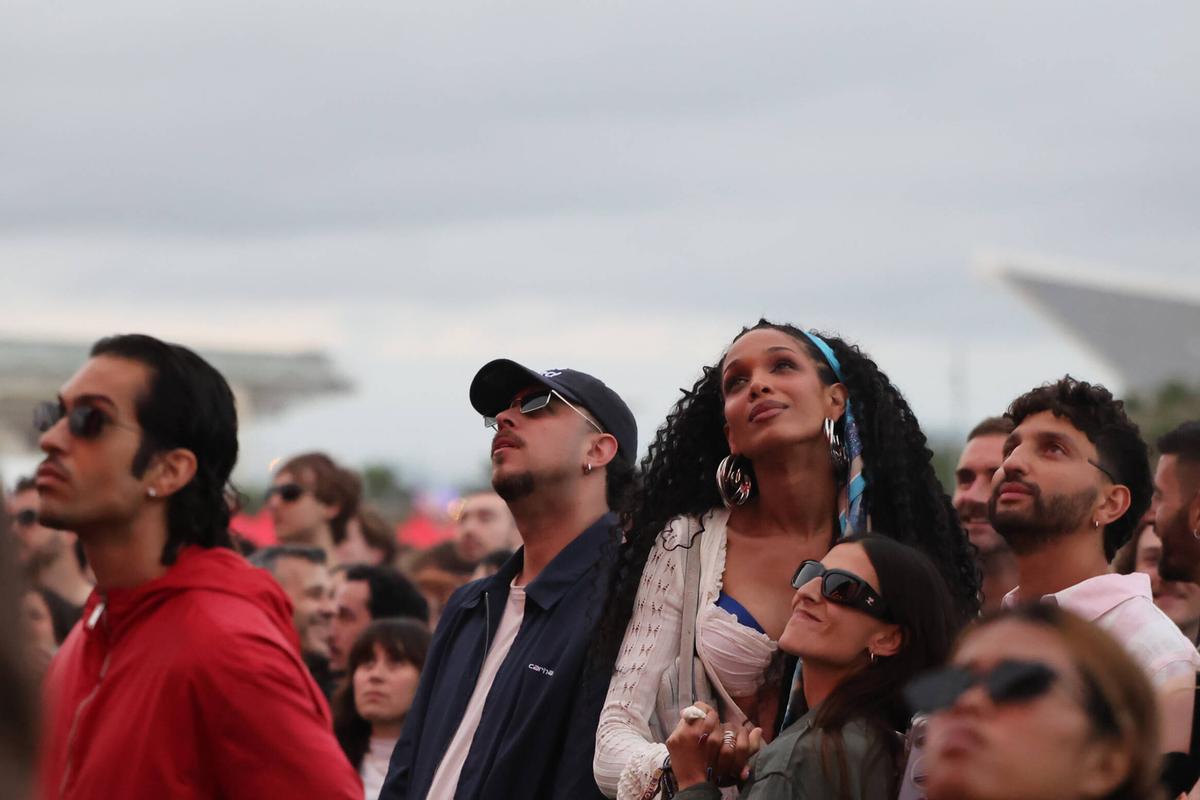 Ambiente del Primavera Sound en la segunda jornada del festival durante los conciertos en el escenario de Estrella Damm. Ambiente del Primavera Sound en la segunda jornada del festival durante los conciertos en el escenario de Estrella Damm.