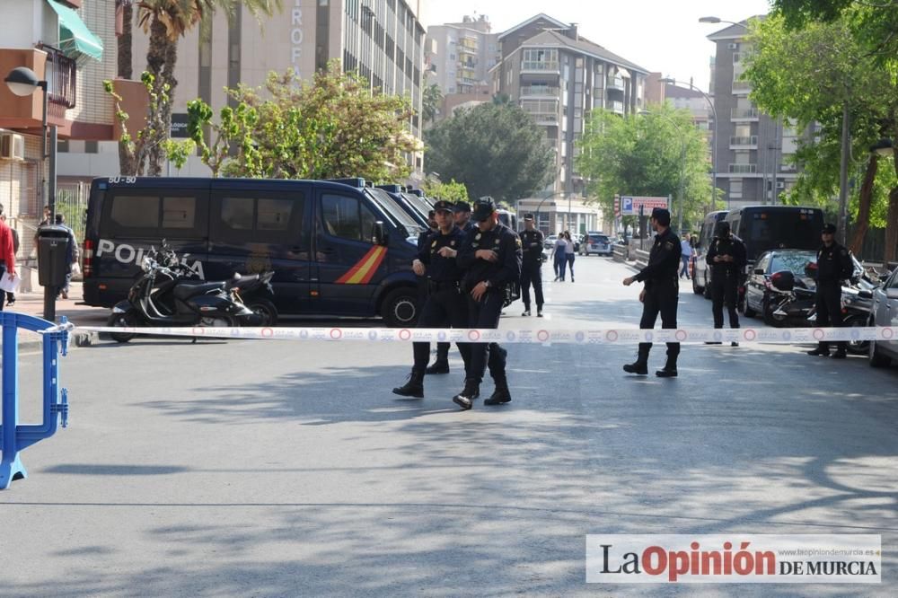 Los tractores se marchan de Murcia después de 29 horas