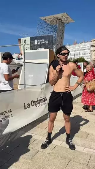 GRAVITEO sorprende a los primeros visitantes en A Coruña: "Lo veo un deporte muy arriesgado"