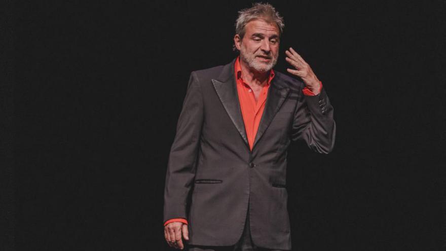 Alberto San Juan, ayer, en el Teatro Principal.