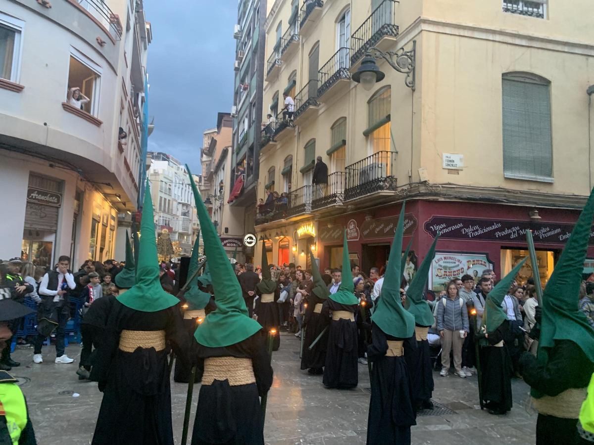 Cortejo de Vera+Cruz en la calle Cisneros