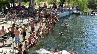 'Raveros' aseguran que esta será su última noche en macrofiesta ilegal de La Granja