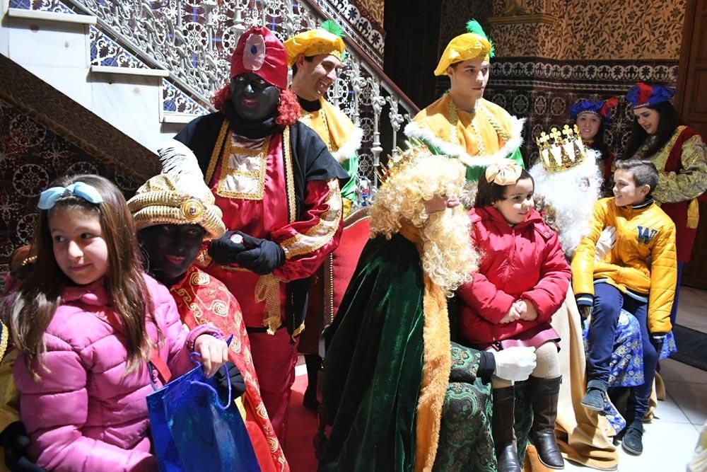 La visita de los Reyes Magos a los pueblos de la provincia.