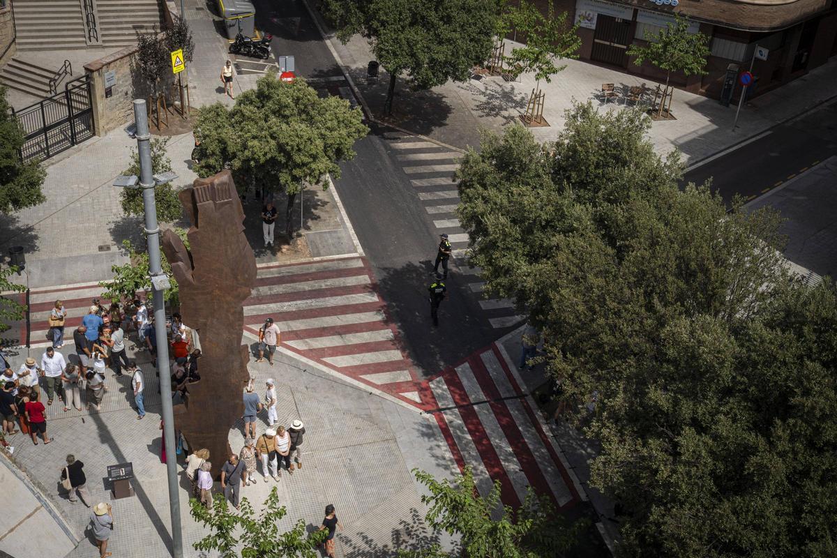 "Metralla" vista des del cel, a la plaça de la Independència