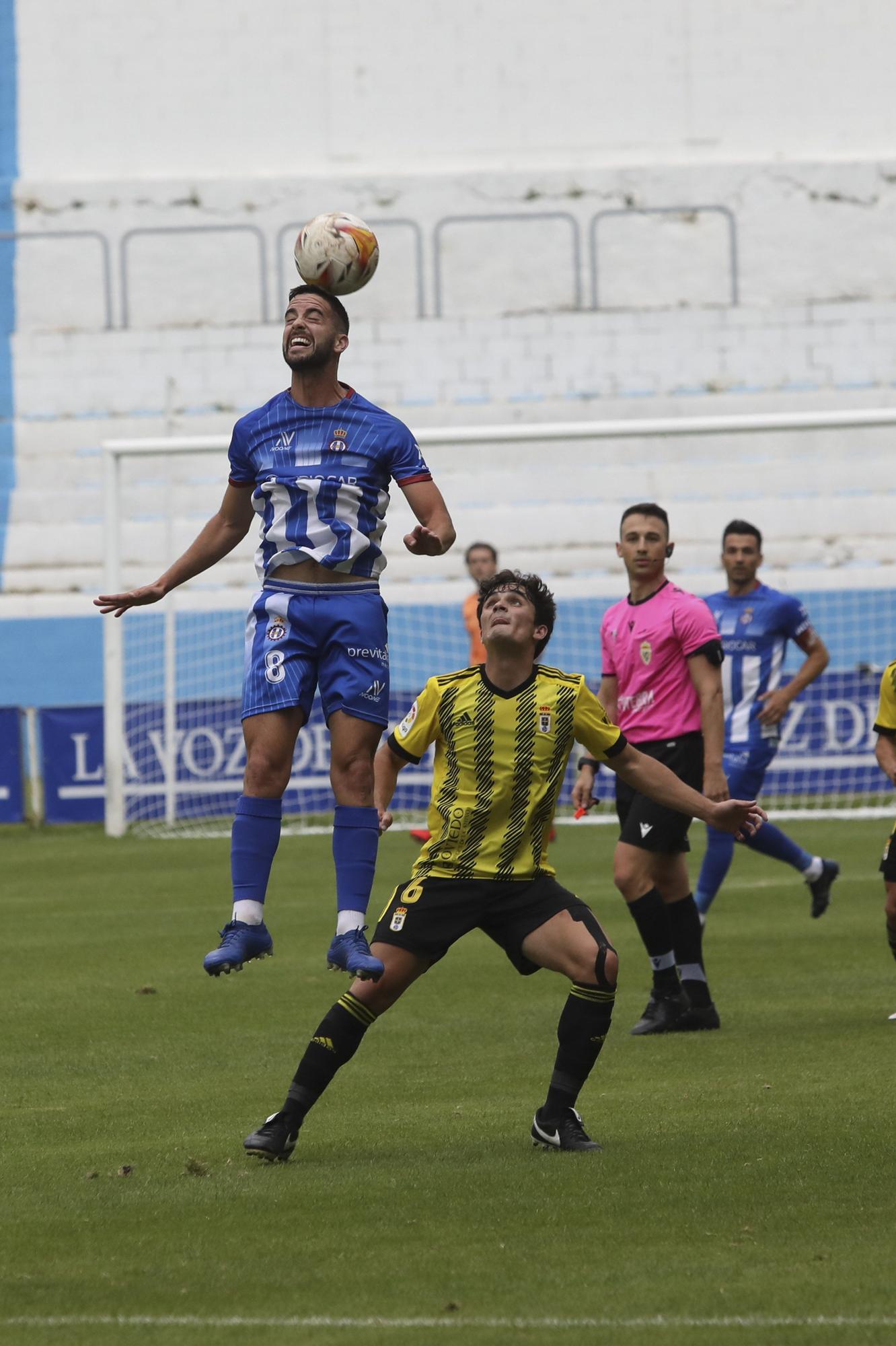 Las imágenes del partido del Oviedo contra el Avilés