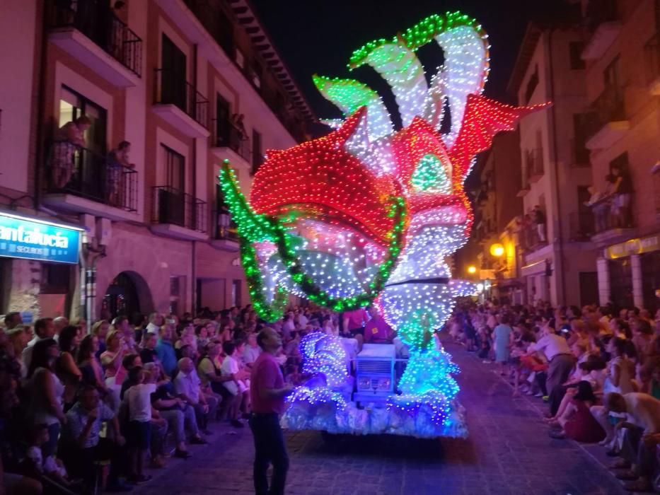 Desfile de carrozas en Toro