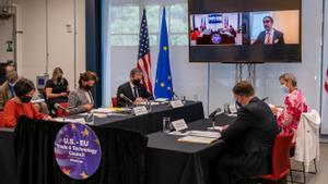 Reinici transatlàntic amb tensions