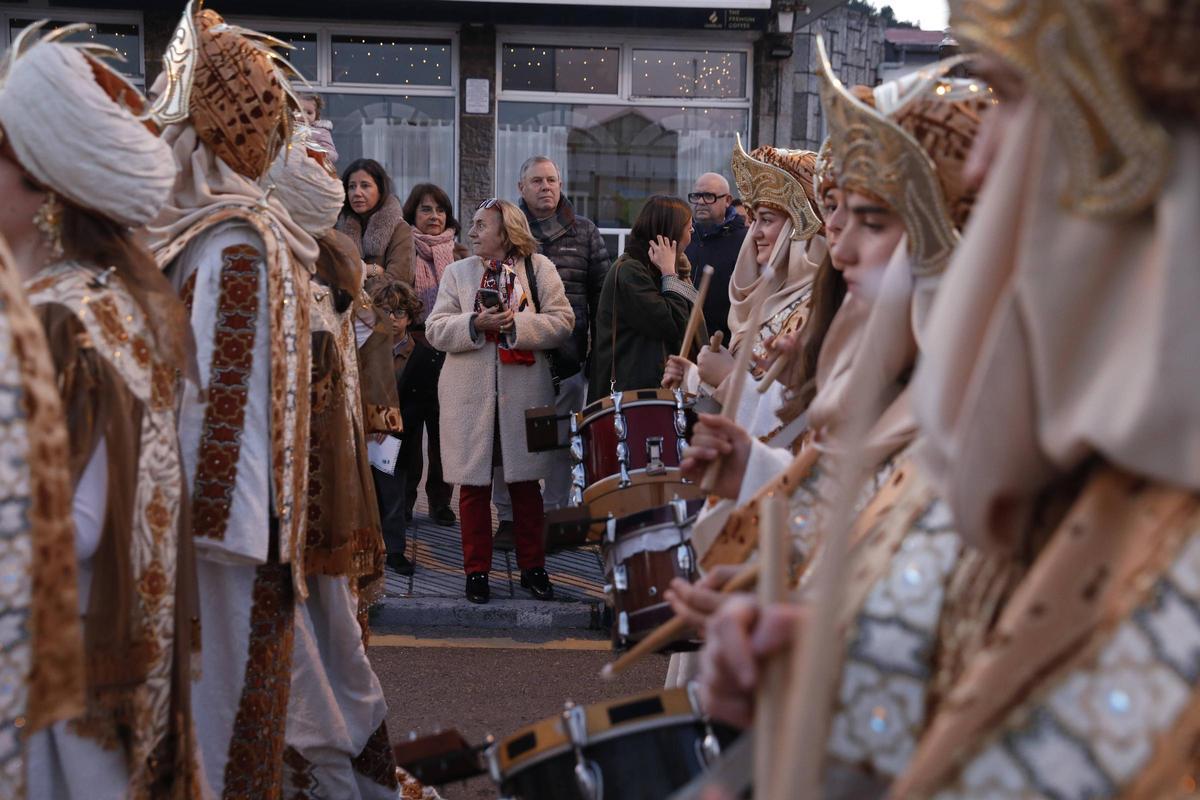 EN IMÁGENES: La llegada del Cartero Real a Salinas