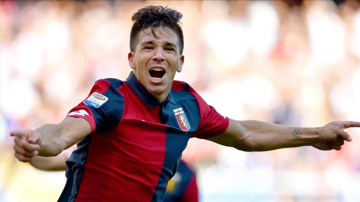 Giovanni Simeone ha realizado una buena temporada en el Genoa