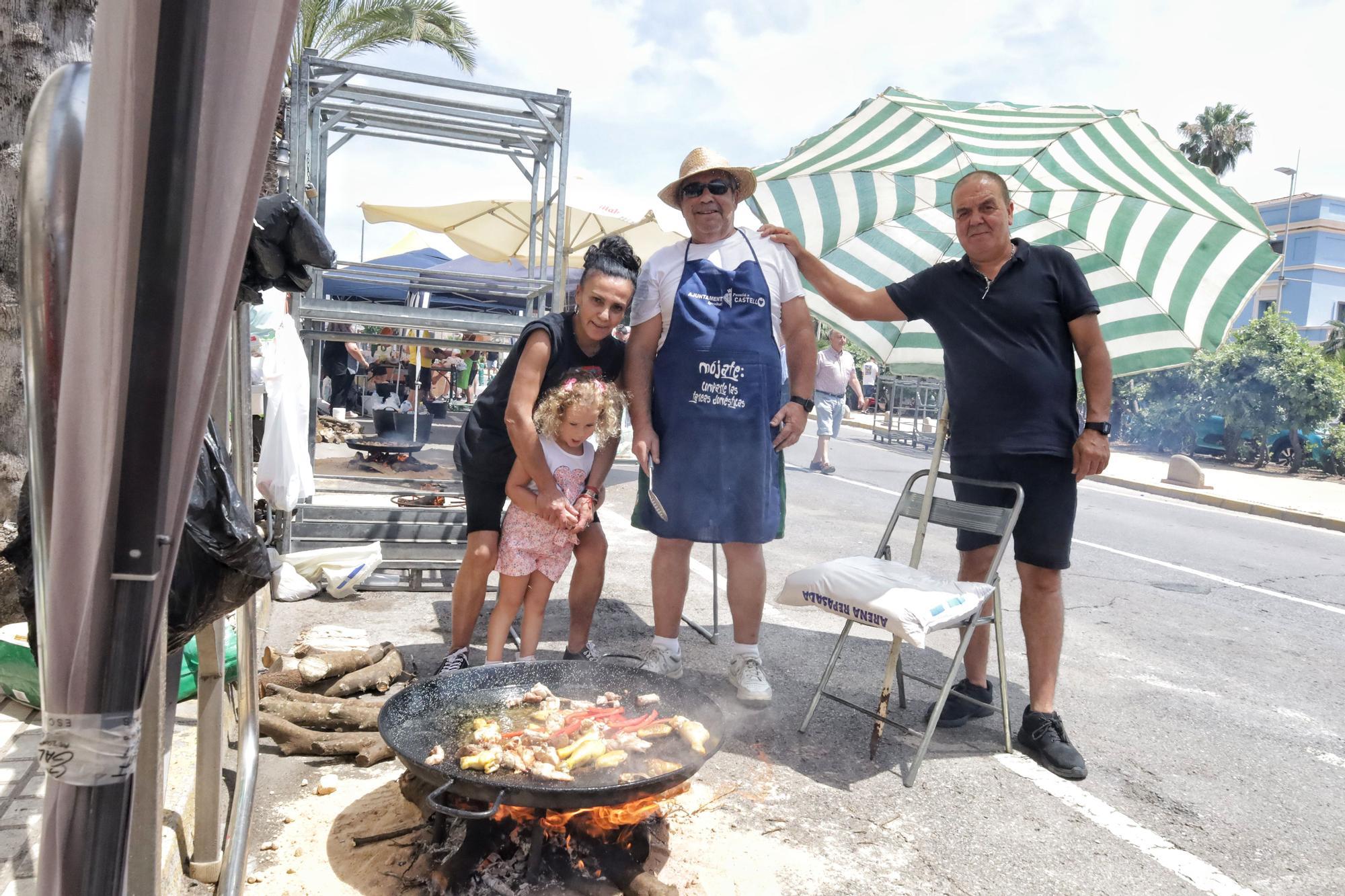 El Grau disfruta de un multitudinario Día de las Paellas