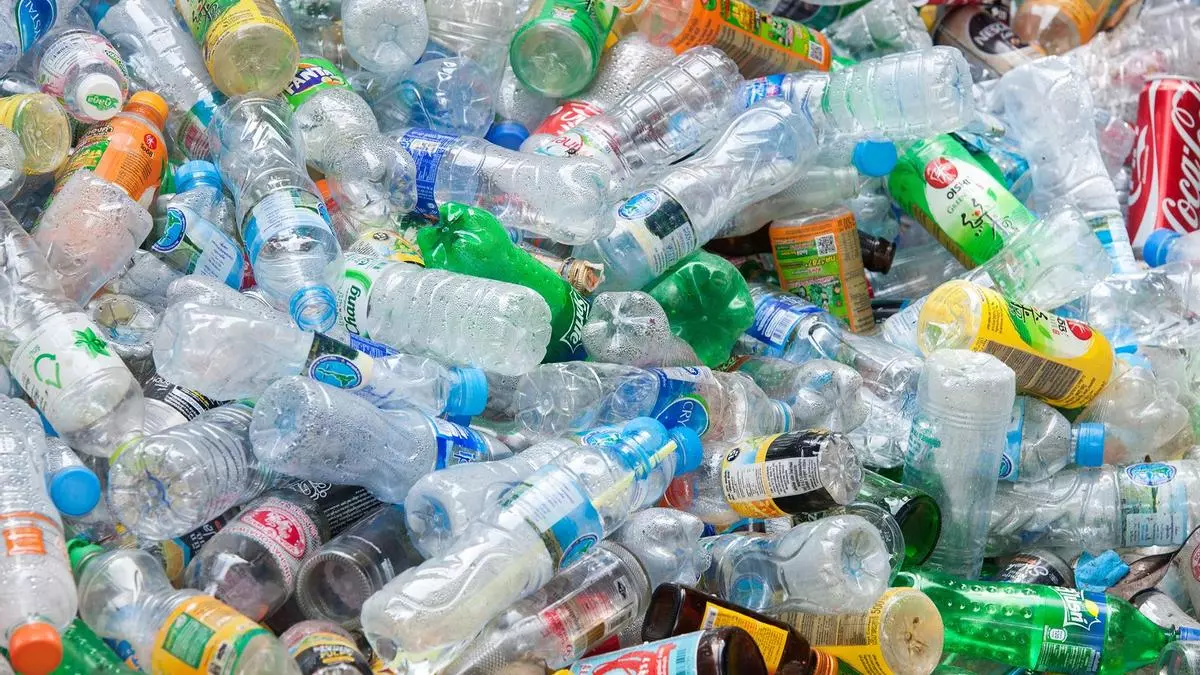 El mundo fracasa en el control del plástico: solo se recicla menos del 10%