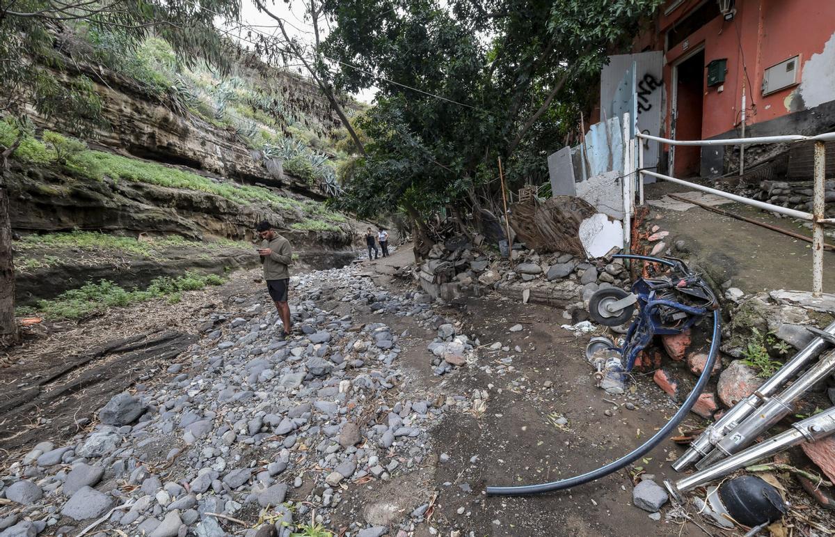 Vecinos de Las Goteras incomunicados tras los efectos de la borrasca Therese