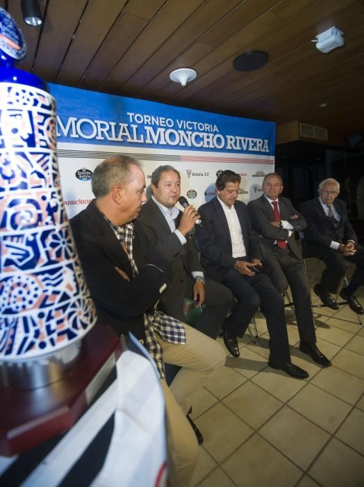 Presentación del Trofeo Victoria Memorial Moncho Rivera