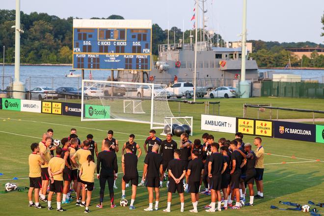 Así ha sido el entrenamiento del Barça en la Base Naval de la Marina de Annapolis para preparar el clásico