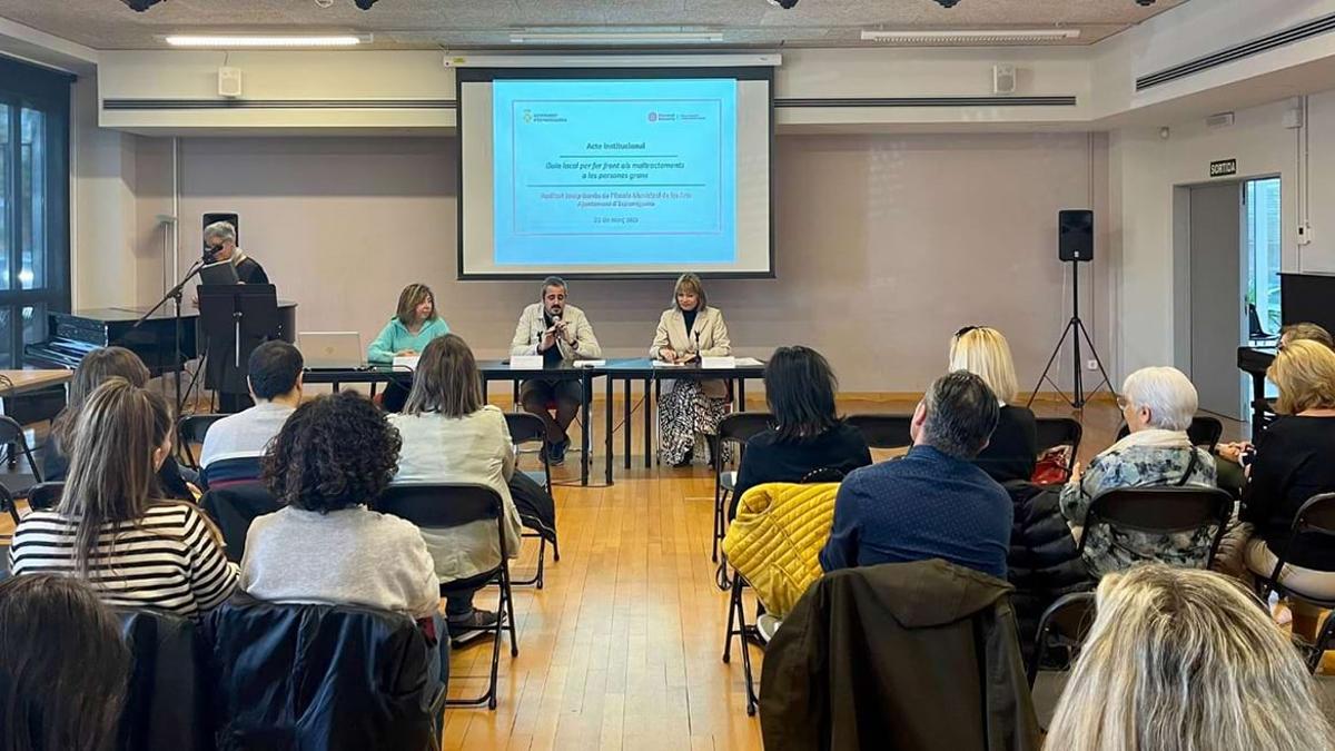 Presentació del pla contra els maltractaments a la gent gran a Esparreguera