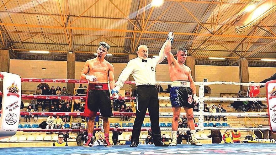 David Álvarez triunfa en el VI Torneo de Boxeo organizado por The Garage Club