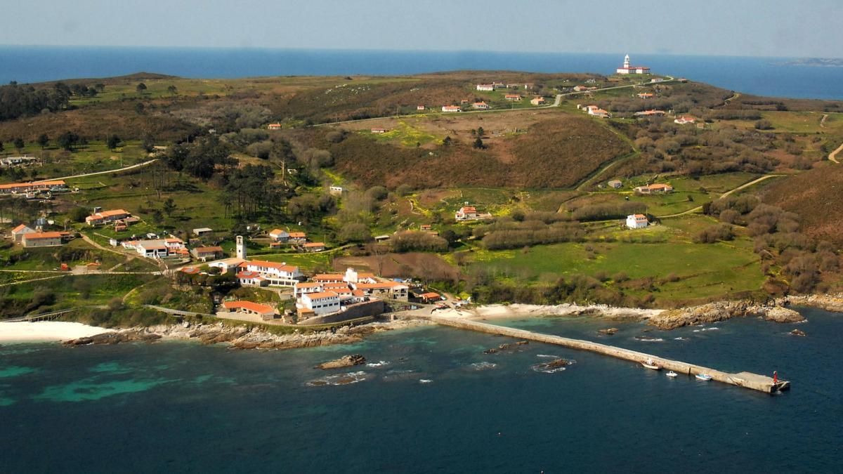 Vista parcial de la Ruta del Faro de Ons / Iñaki Abella