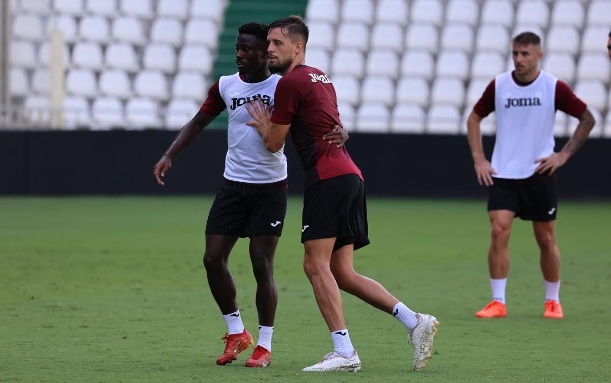 Adilson y Genaro, en el entrenamiento de este domingo.