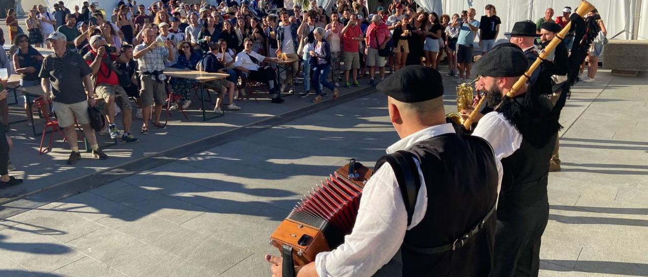 Un momento de los actos de ayer del Festival Intercéltico en Lorient. | I. S.