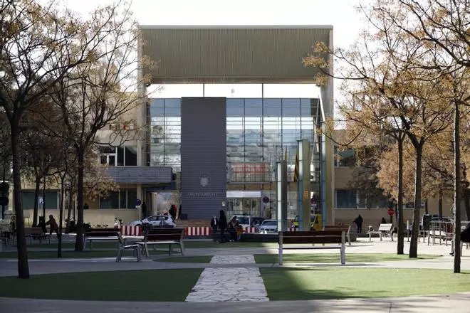 Los profesionales del consultorio médico de Cuarte de Huerva denuncian que están "desbordados"