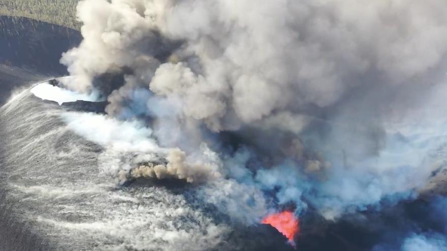 Surge una nueva boca en el volcán de La Palma