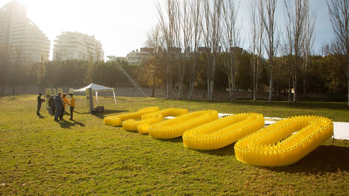 El mosaico es un agradecimiento a los más de 25.000 ciudadanos valencianos que reciclan a través de Reciclos.