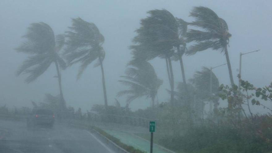 Las cadenas hoteleras mallorquinas afrontan el paso de Irma por el Caribe